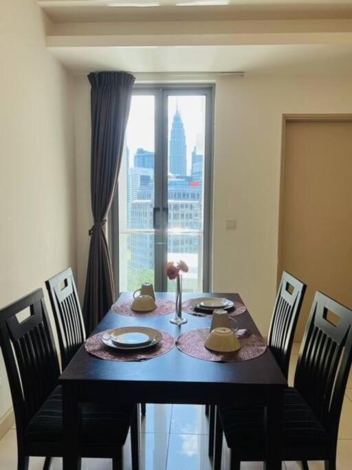 קואלה לומפור Suasana Suites Ceylon Bukit Ceylon By Coton Atelier מראה חיצוני תמונה
